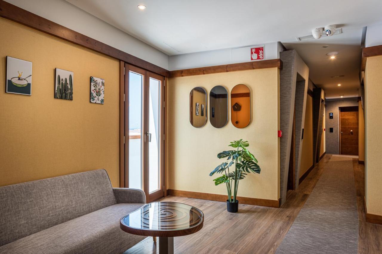 Hotel Antantie Conil De La Frontera Zewnętrze zdjęcie