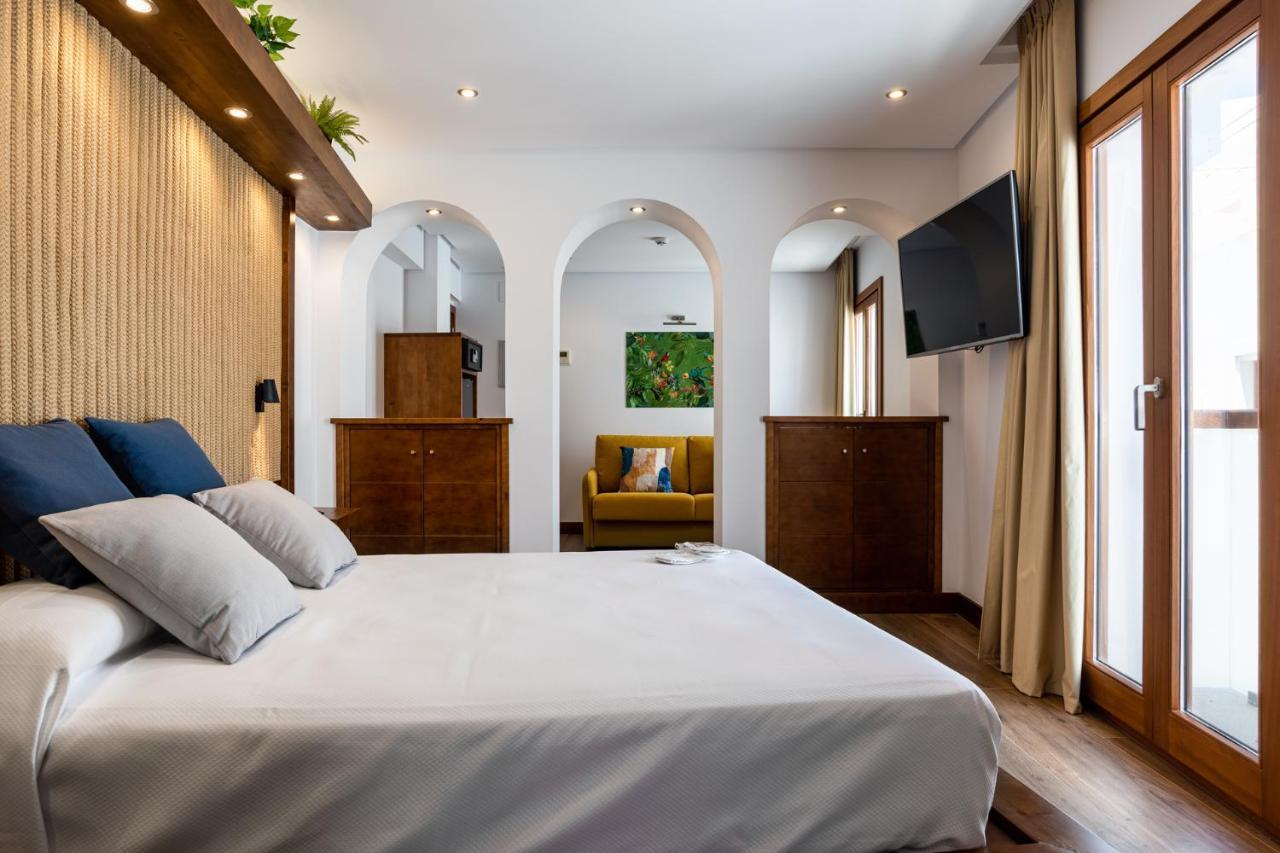 Hotel Antantie Conil De La Frontera Zewnętrze zdjęcie